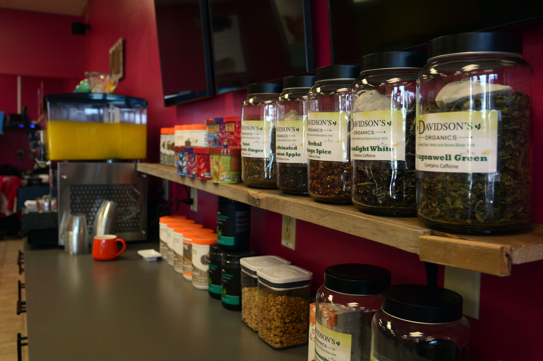 Green Berry Smoothie opens in Portage